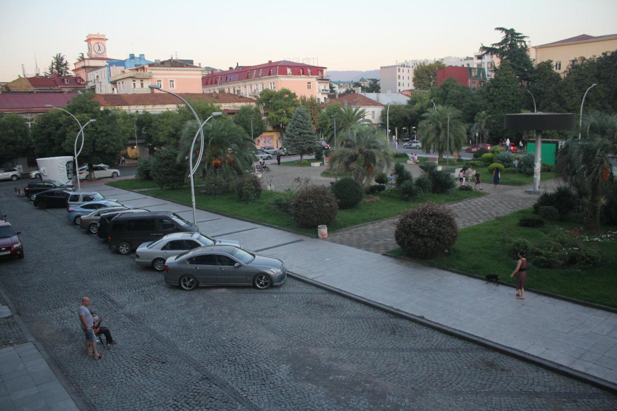 Melini Boutique Hotel Batumi Exterior photo